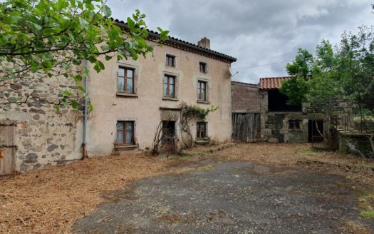Maison 5 pièces 110 m2 43300 Saint Berain – Réf. RK-5687