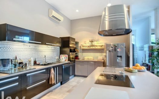 Maison 5 pièces 166.45 m2 26200 Montelimar – Réf. AC-6249