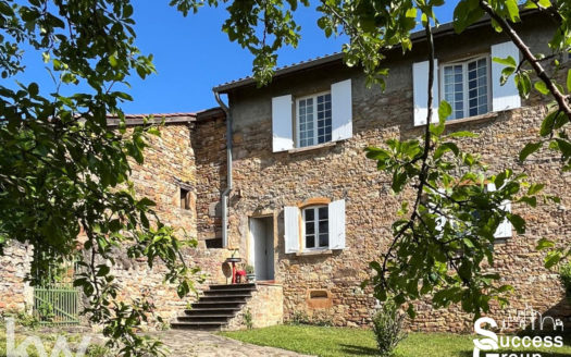 Maison 5 pièces 164 m2 69380 Dommartin – Réf. 6894-1