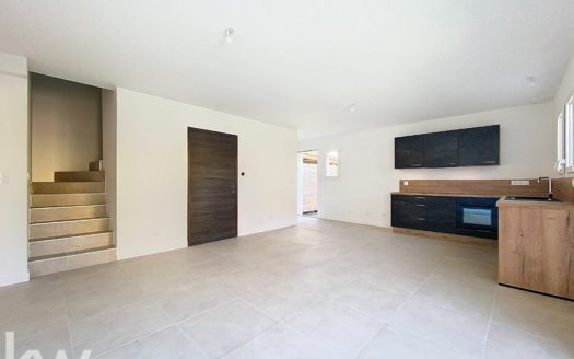 Maison 4 pièces 108.50 m2 69580 Sathonay Village – Réf. GDEN-7009