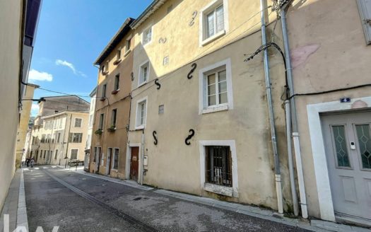 Immeuble 198 m2 38200 Vienne – Réf. SG-6937