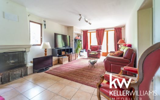 Maison 12 pièces 310 m2 38110 La Batie Montgascon – Réf. TF-7102